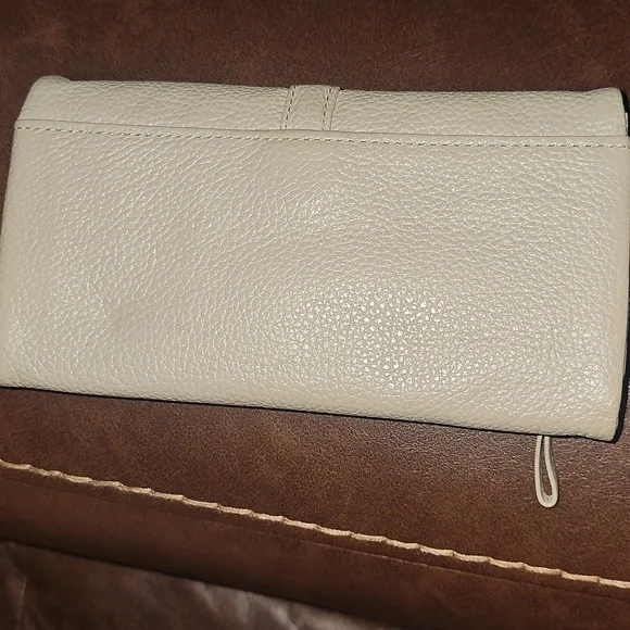 Brighton Nolita Wallet - Picture 2 of 7